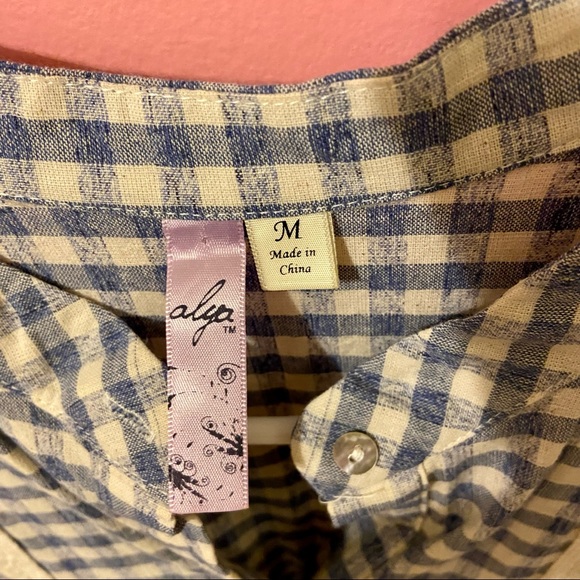 Francesca’s Blue Gingham Tank Top Size Medium - Picture 4 of 6